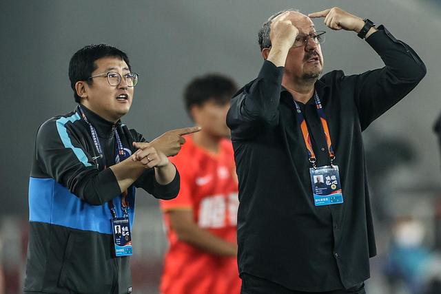 东契奇39+8+11独行侠克尼克斯 骑士剪网8连胜