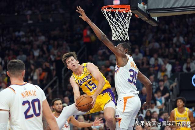 中国U18男冰斩获世锦赛乙级A组亚军 中国女冰降组