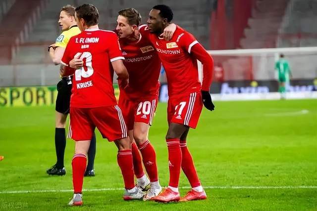 连续主场以逸待劳 数据力挺湖人拿下低迷苦主